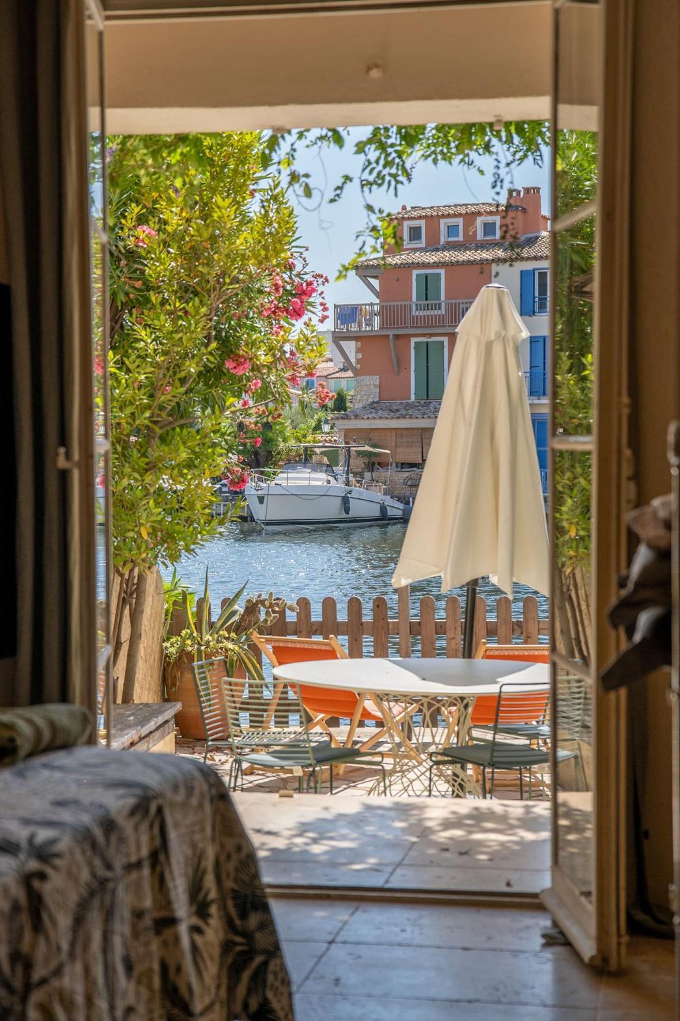 Appartement Amour Terrasse Sur L'Eau กรีโมด์ ภายนอก รูปภาพ