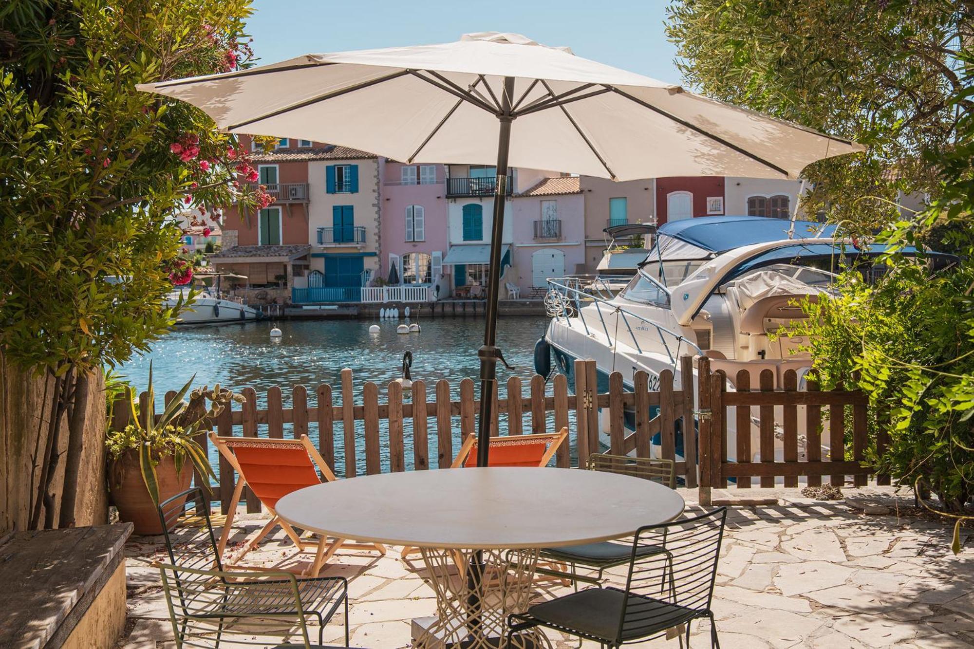 Appartement Amour Terrasse Sur L'Eau กรีโมด์ ภายนอก รูปภาพ