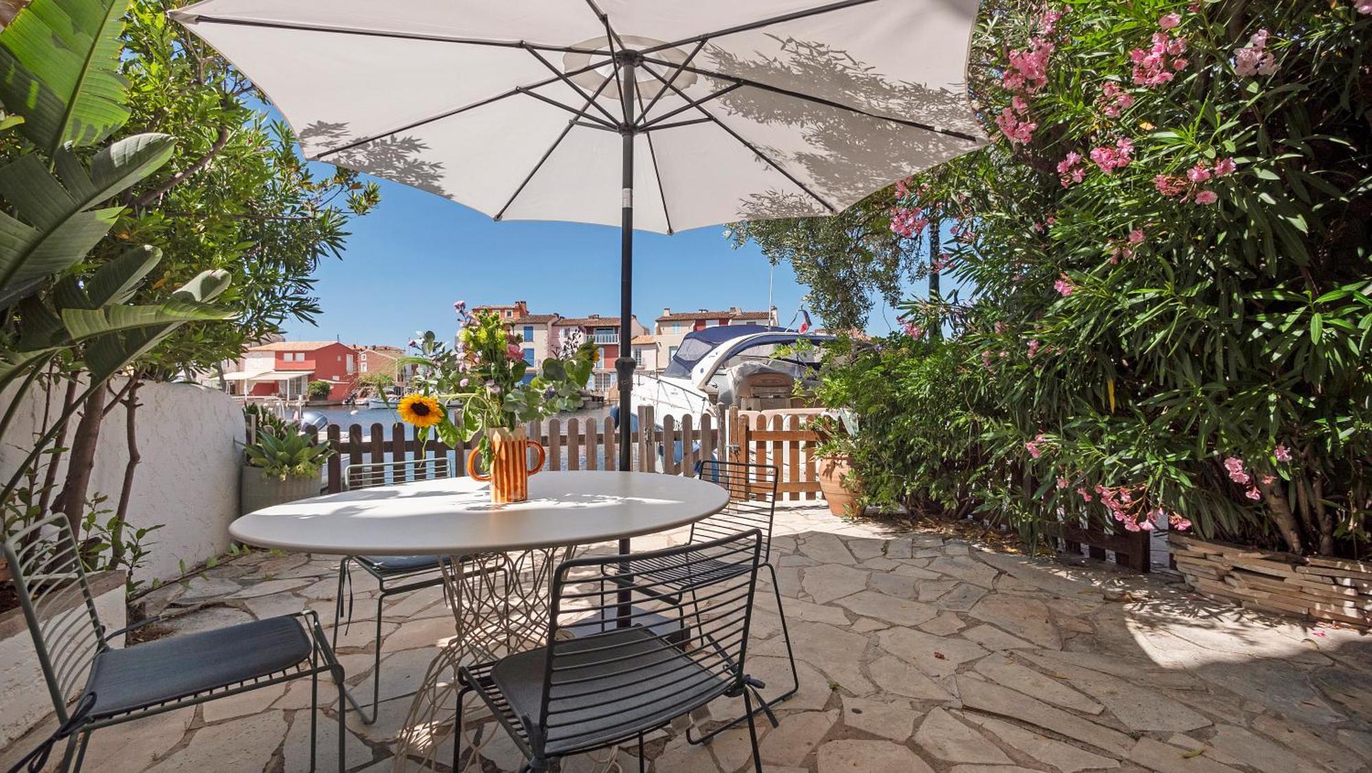 Appartement Amour Terrasse Sur L'Eau กรีโมด์ ภายนอก รูปภาพ